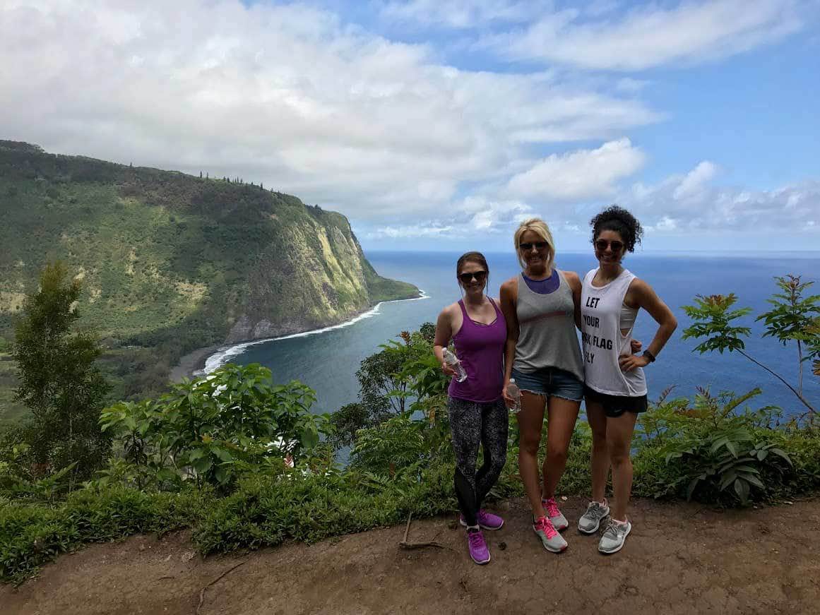 hawaii island hiking trails, best hikes in hawaii, waipio valley, waipio valley look out, sean tiner, ashley tiner, things to do in hawaii