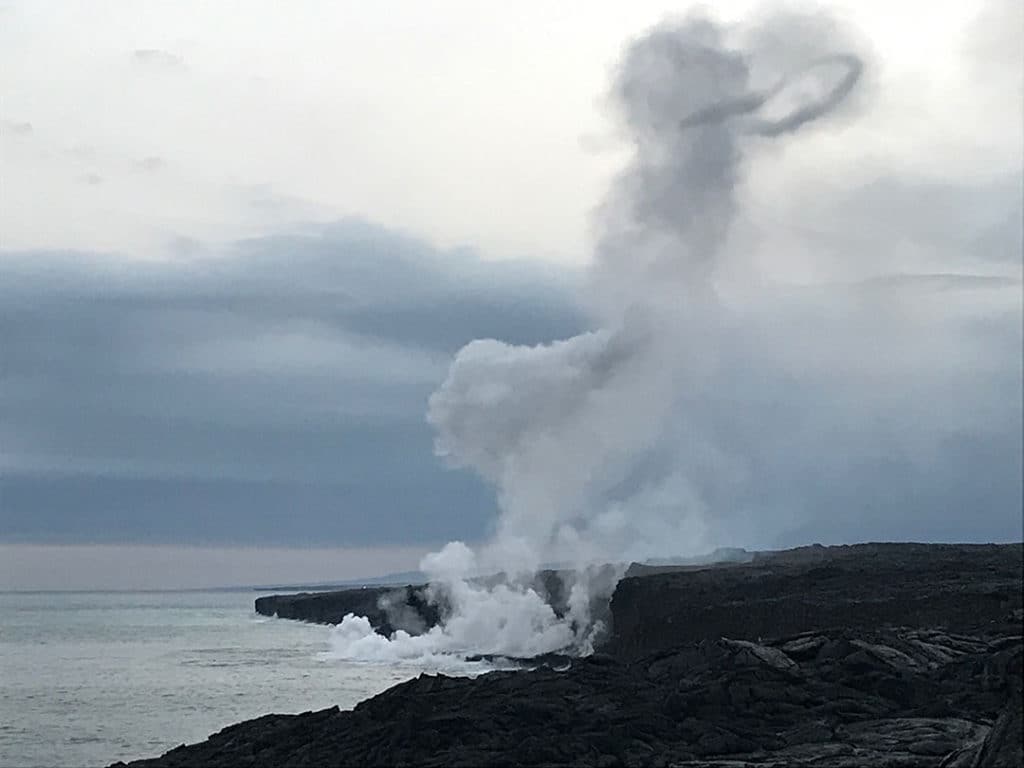 volcano national park, Hawaii Volcanoes National Park, hiking in hawaii, best hawaii hikes,Hiking in Kīlauea Iki Crater, hawaii hikes, things to do in hawaii, best places to hike in hawaii