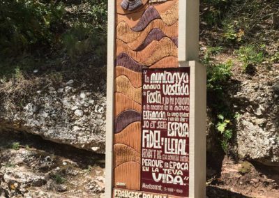 spain hiking trail, montserrat, montserrat map, best hiking trail in spain, where to hike near barcelona, montserrat trail maps